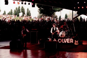 1980's Revolver Live